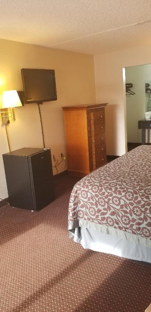 Americas Best Value Inn Holly Springs Eksteriør bilde