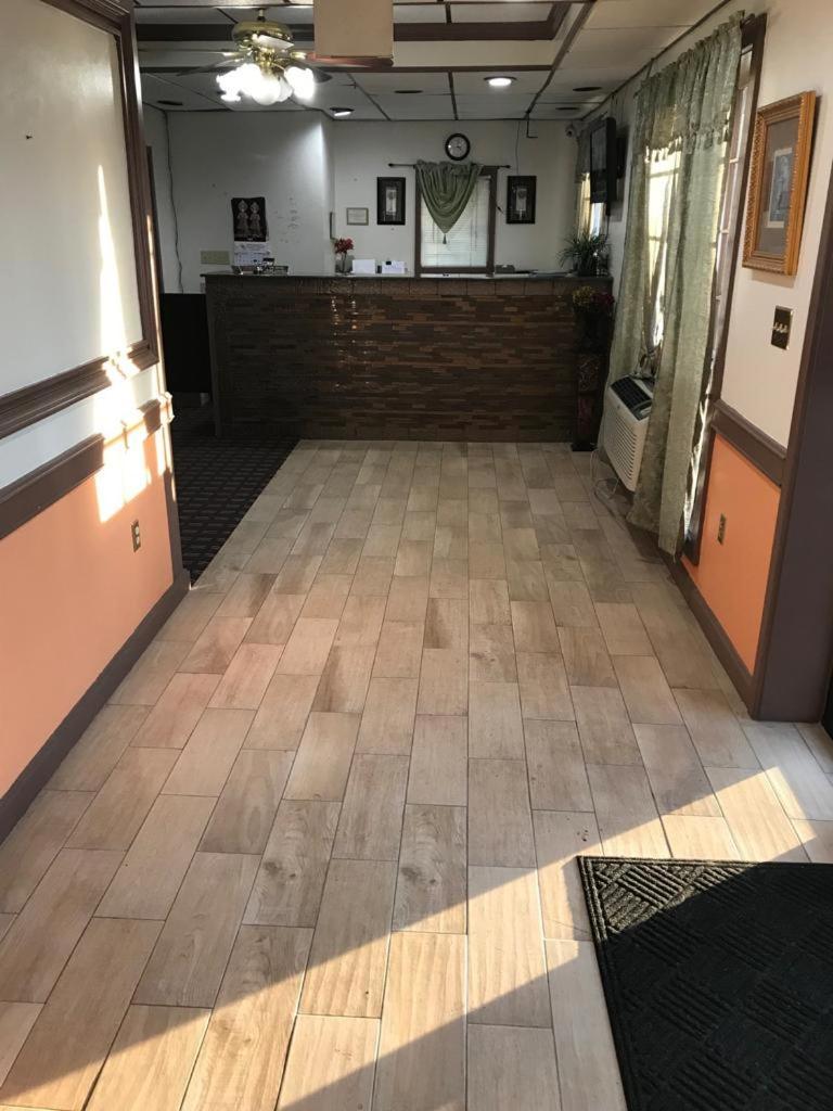 Americas Best Value Inn Holly Springs Eksteriør bilde